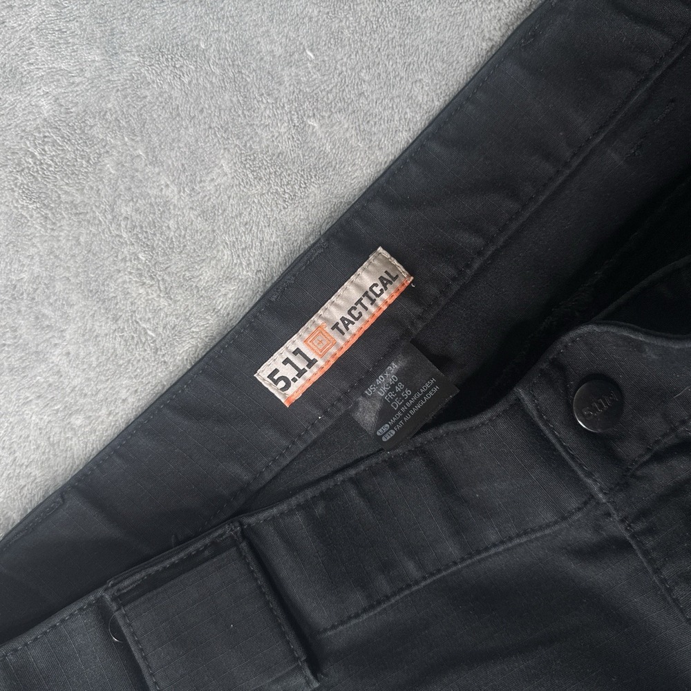 5.11 Tactical Stryke Cargo Pants Black Men Size 40x34 Ripstop Multi-Pocket Work - Picture 11 of 12